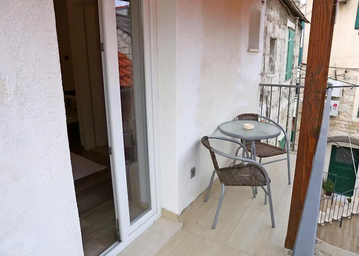 Nikolla 5 Apartmán *