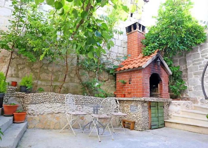 Apartmán Nikolla 5 *